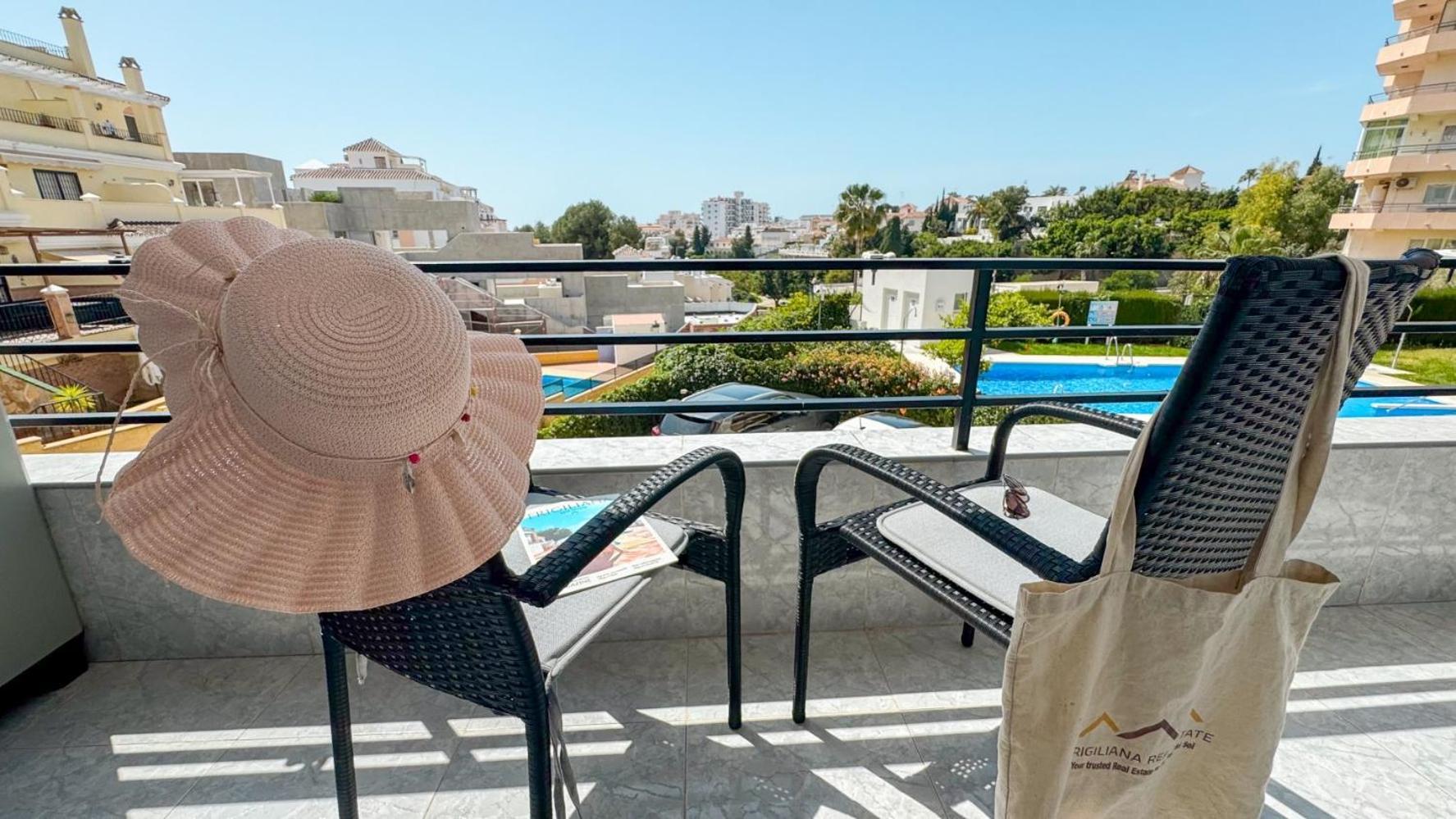 Hawaii 1St Floor Burriana, Nerja Διαμέρισμα Εξωτερικό φωτογραφία