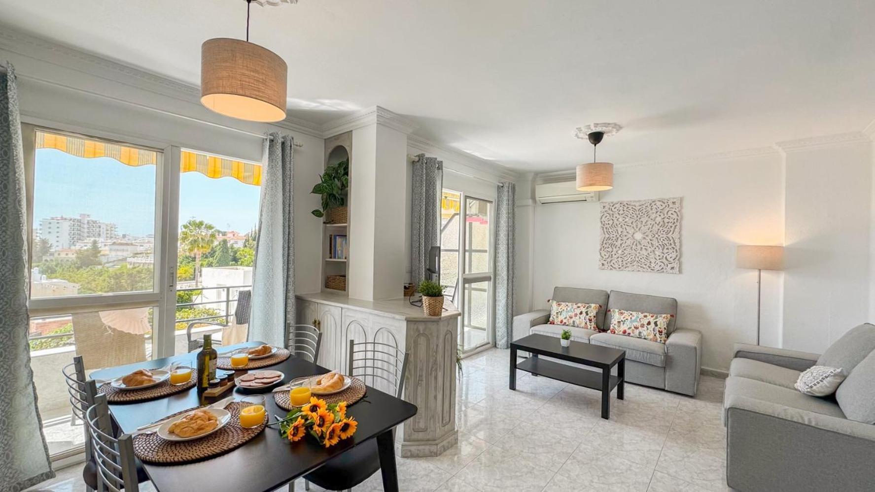 Hawaii 1St Floor Burriana, Nerja Διαμέρισμα Εξωτερικό φωτογραφία