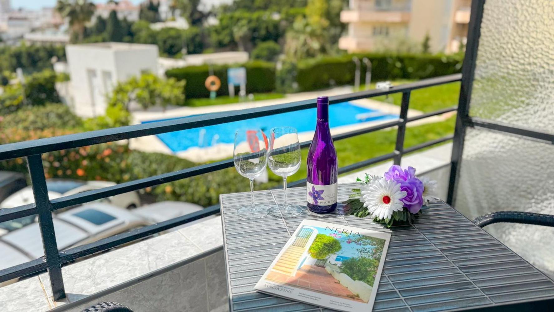 Hawaii 1St Floor Burriana, Nerja Διαμέρισμα Εξωτερικό φωτογραφία